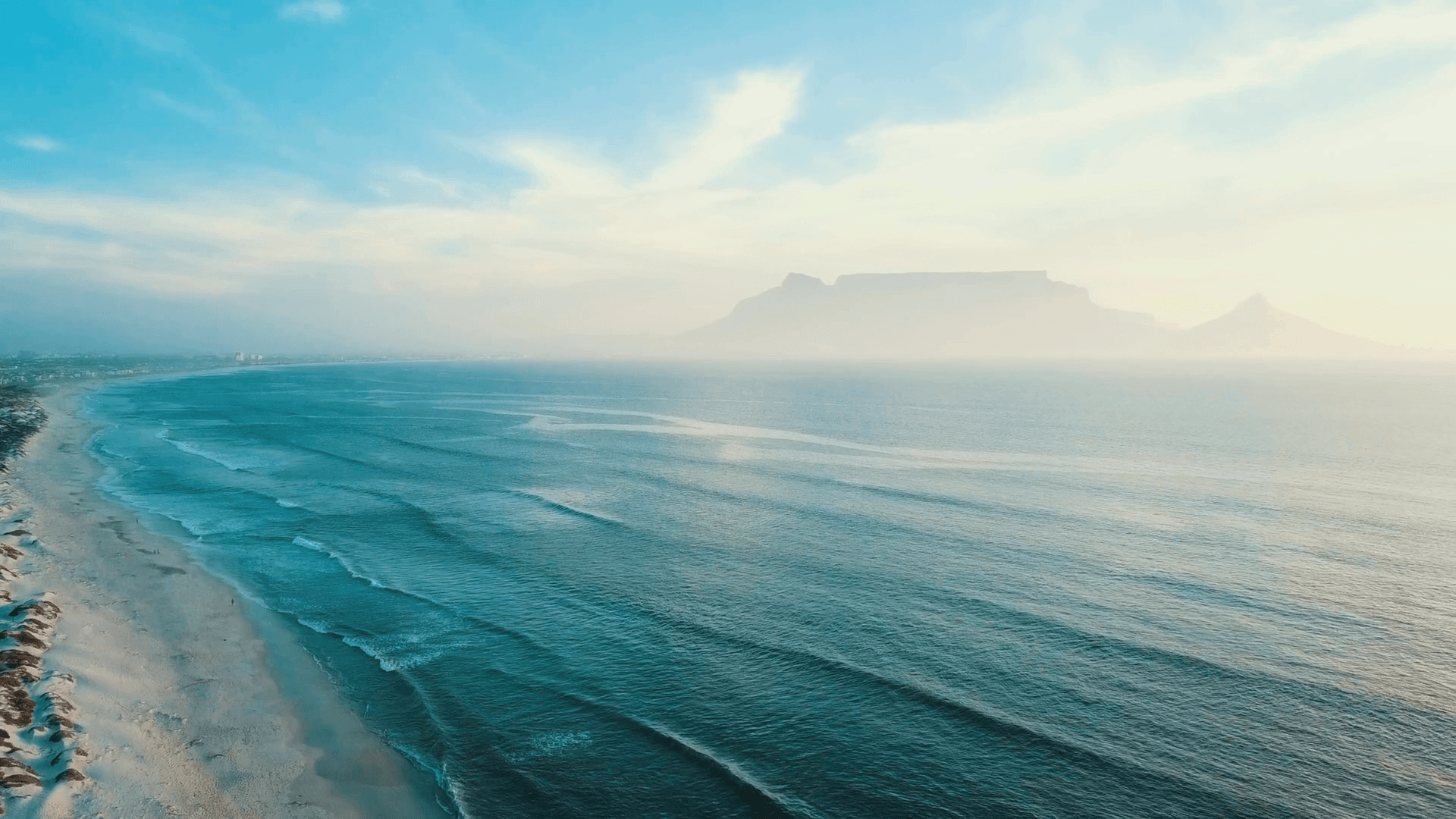 Relaxing Ocean Waves for Stress Relief and Serenity